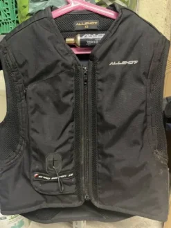 Hot Airbag Femme Les Jeunes En Concours|Les Enfants En Concours