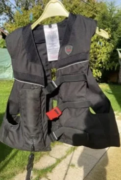 Hot Airbag Femme Le Cavalier En Concours|L'Homme En Concours