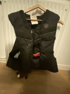 Online Airbag 2 Femme La Cavalière En Concours|La Femme En Concours