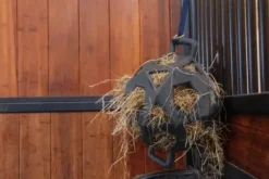 Sale Balle à foin - Kentucky Matériel Pour L'Alimentation·Filets à Foin