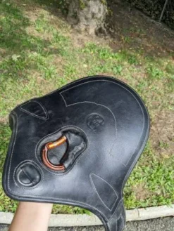 Hot Bavette cuir noir grainé Luxe 115cm Sangles