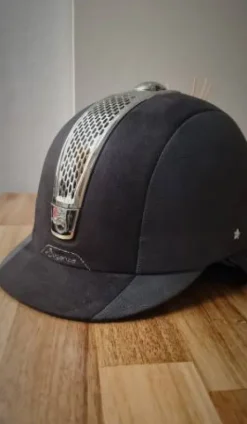 Outlet Casque C700 T58 + sac Femme Protections De Tête·Casques D'équitation|Tenue D'Équitation Femme·Casques D'équitation Femme