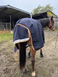 Hot Couverture bleu nuit taille 145 250gr Couvertures Cheval