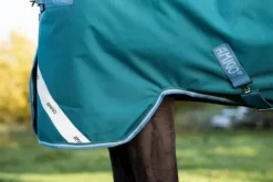 Hot Couverture extérieur Bravo 12 Plus 400g Couvertures Cheval