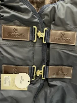 Clearance Couverture imperméable Kentucky 150g taille 125 Couvertures Cheval