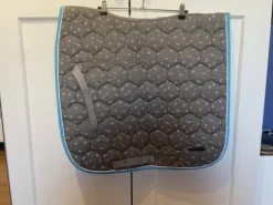 Ensemble Tapis / Bandes gris Félix Buhler Tapis De Dressage