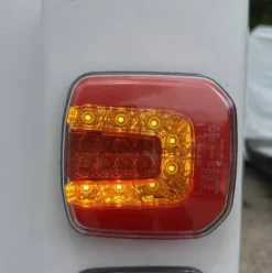 Discount Feu arrière à leds VL chevaux clignotant - 12/24 volts Pièces Détachées Van Et Camion