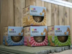 Hot Friandise en balle Stall Ball à accrocher  - Friandises|Bloc À Lécher / Pierre À Sel