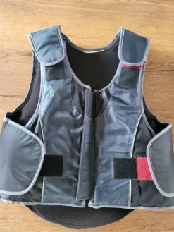 Sale Gilet de protection adulte Femme Le Cavalier En Concours|L'Homme En Concours