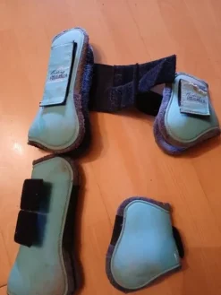 Guêtres et protèges boulets cheval Guêtres