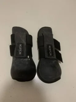 Hot Guêtres Norton Guêtres