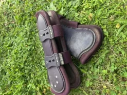 Online Guêtres violettes à strass Guêtres