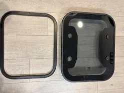 Lanterneau en verre 500x400 - Aluminium Pièces Détachées Van Et Camion