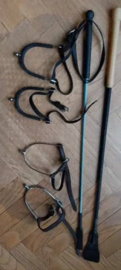 Discount LOT COMPRENANT 2 PAIRES EPERON ET 2 CRAVACHES Eperons|Éperons