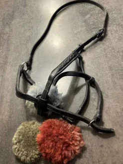 Muserolle croisée avec 3 moutons Bridons Et Brides·Muserolle