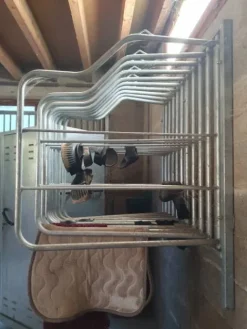 Discount Porte couvertures et tapis Rangement De La Sellerie·Porte-couvertures