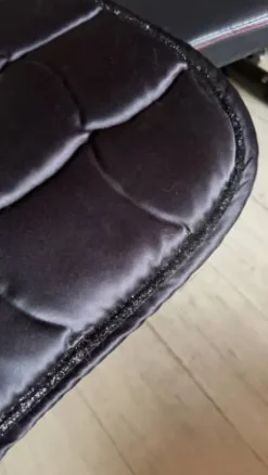 New Superbe tapis noir à paillettes dressage Tapis De Dressage