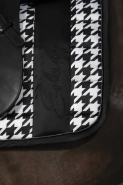 Outlet Tapis Big Square Glossy Essence 2022 - Tapis De Dressage|Tapis De Selle