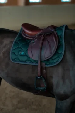 Outlet Tapis de selle Dramatic Monday - Tapis De Dressage|Tapis De Cso