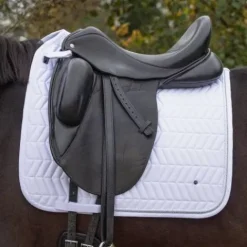 Sale Tapis de selle Sennah Dressage - - 100% polyester Tapis De Dressage|Tapis De Selle