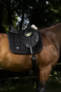 Tapis Velvet Stamp Essence 2022 DRESSAGE - - Velours Tapis De Dressage|Tapis De Selle