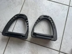 Hot Étrier Acavallo taille junior Etriers Et Accessoires