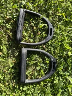 Étrier compositi Etriers Et Accessoires