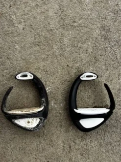 étrier ellipse Etriers Et Accessoires